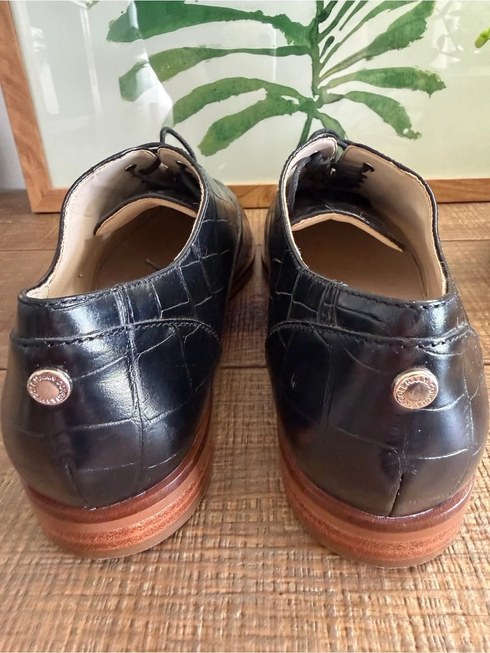 COLE HAAN Black Croc-Embossed Leather Dress Oxfords for Women